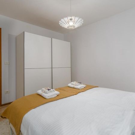 Apartments Agata Novigrad Istria المظهر الخارجي الصورة