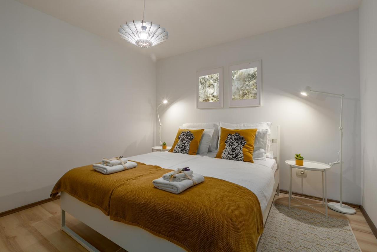 Apartments Agata Novigrad Istria المظهر الخارجي الصورة
