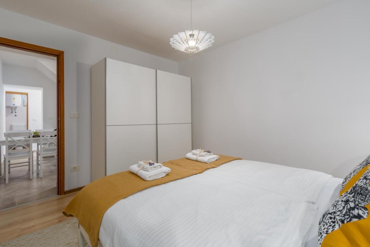 Apartments Agata Novigrad Istria المظهر الخارجي الصورة