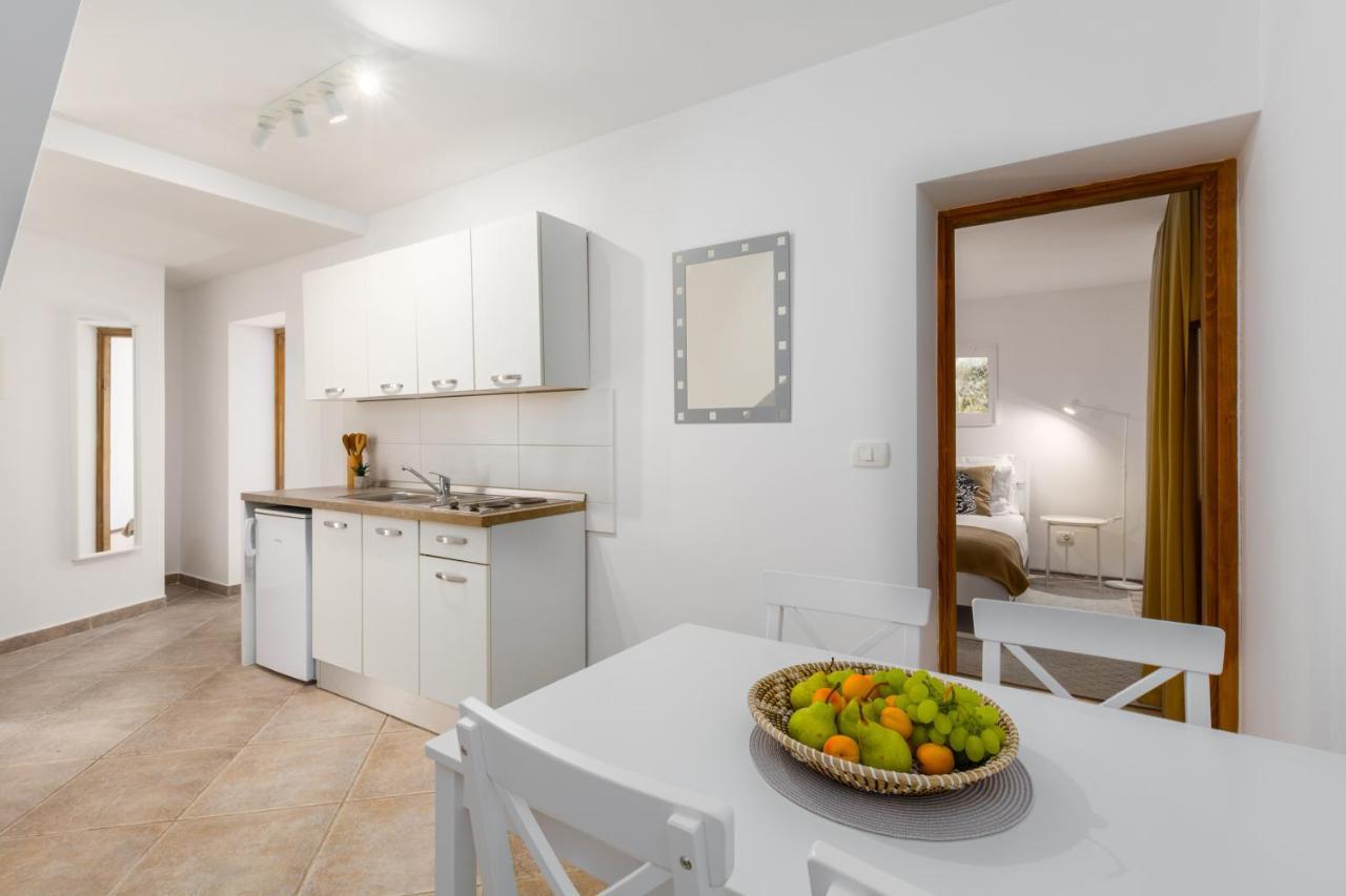 Apartments Agata Novigrad Istria المظهر الخارجي الصورة