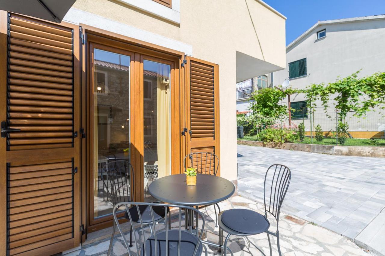 Apartments Agata Novigrad Istria المظهر الخارجي الصورة