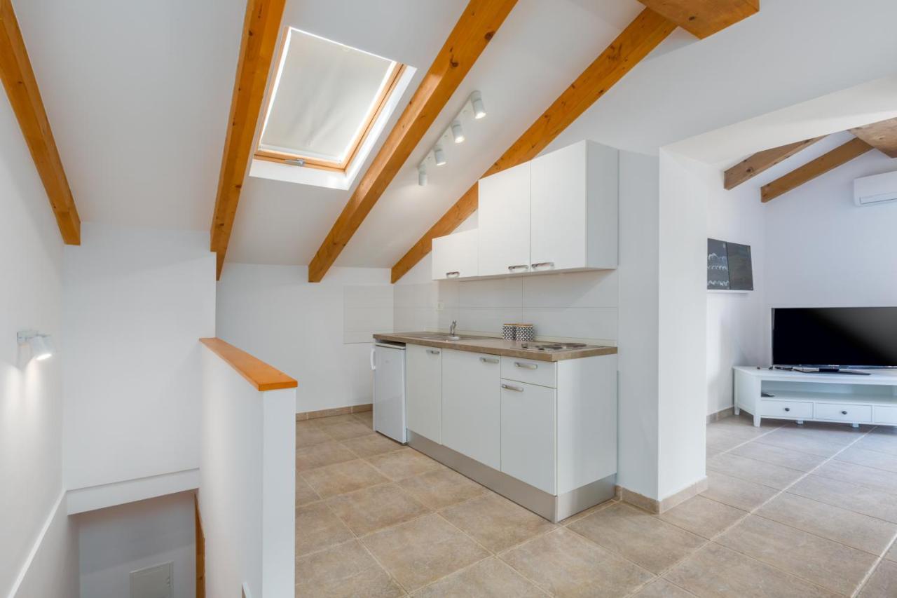Apartments Agata Novigrad Istria المظهر الخارجي الصورة