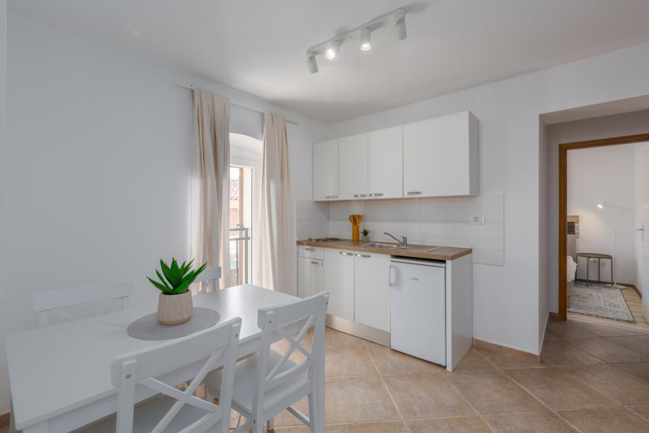 Apartments Agata Novigrad Istria المظهر الخارجي الصورة
